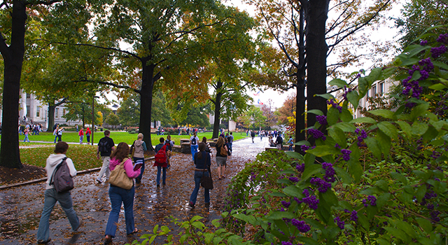 Students walking on the AU quad.