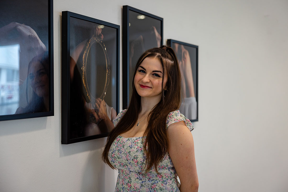 Jody Mancuso with close-ups of dancers with mirror