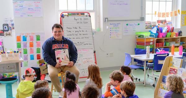 Jesse Lima reads 