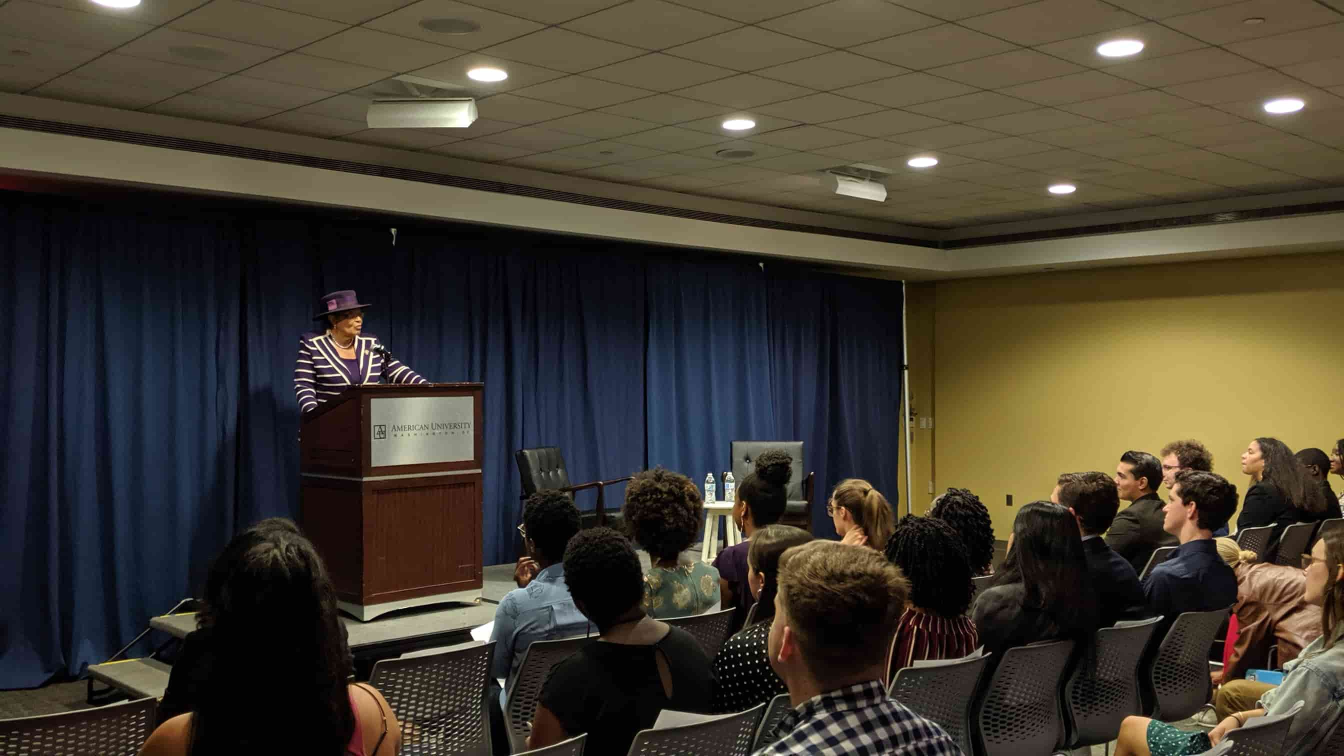 Alma Adams delivers speech to crowd.