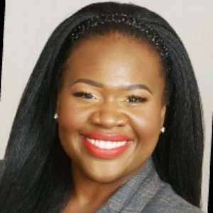 headshot of welead speaker Kayce Simmons Munyenuh