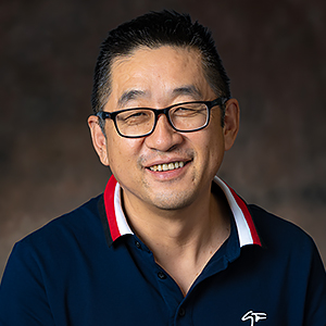 Photograph of Derek Wang